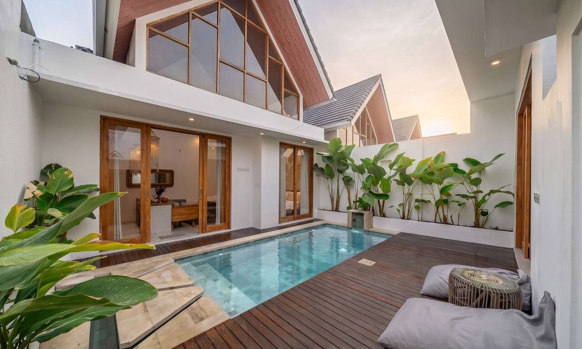Padangsambian Klod Villa | Tropical 2BR w Pool By Canggu's Best Beaches