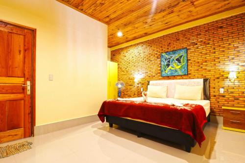 Ambarita House | Tuk Tuk Timbul Bungalows