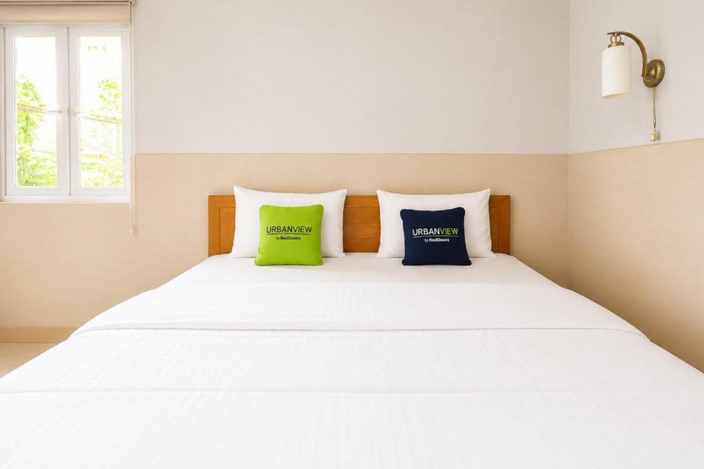 Cisarua Hotel | Urbanview Hotel RDN Oasis Cisarua by RedDoorz