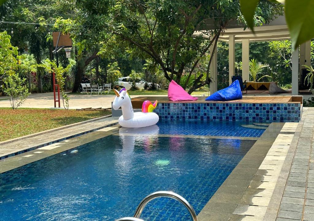 Sukaraja Villa | Villa Arunni Garden
