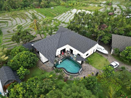 Sukasada House | Villa Claudine