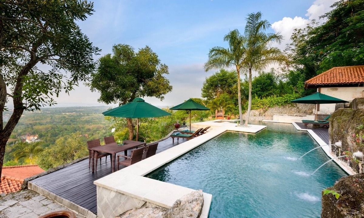 Pecatu Villa | VILLA JEPUN CANANG SARI ULUWATU 2 BR PRIVATE POOL