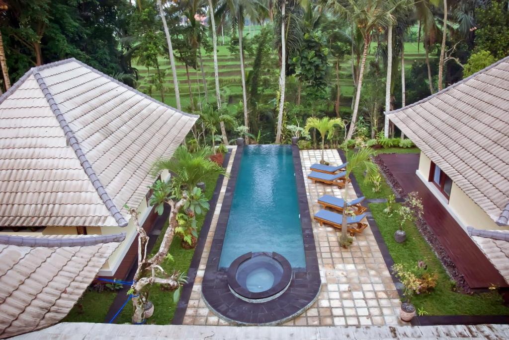 Melayang Resort | Villa Junjungan Resort Pool & Spa