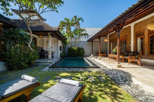 Nakula Villa | Villa Kori Bali Kubu, 9 people maximum, close to Seminyak Beach
