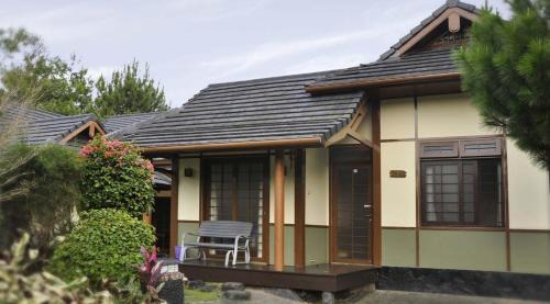 Cipanas Villa | Villa Kota Bunga Ade Type Jepang - 0222