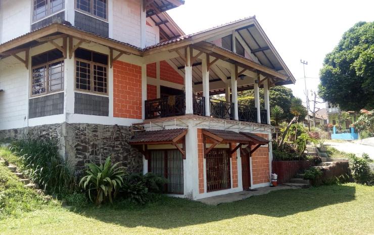 Parongpong Hotel | Villa Manis Lembang