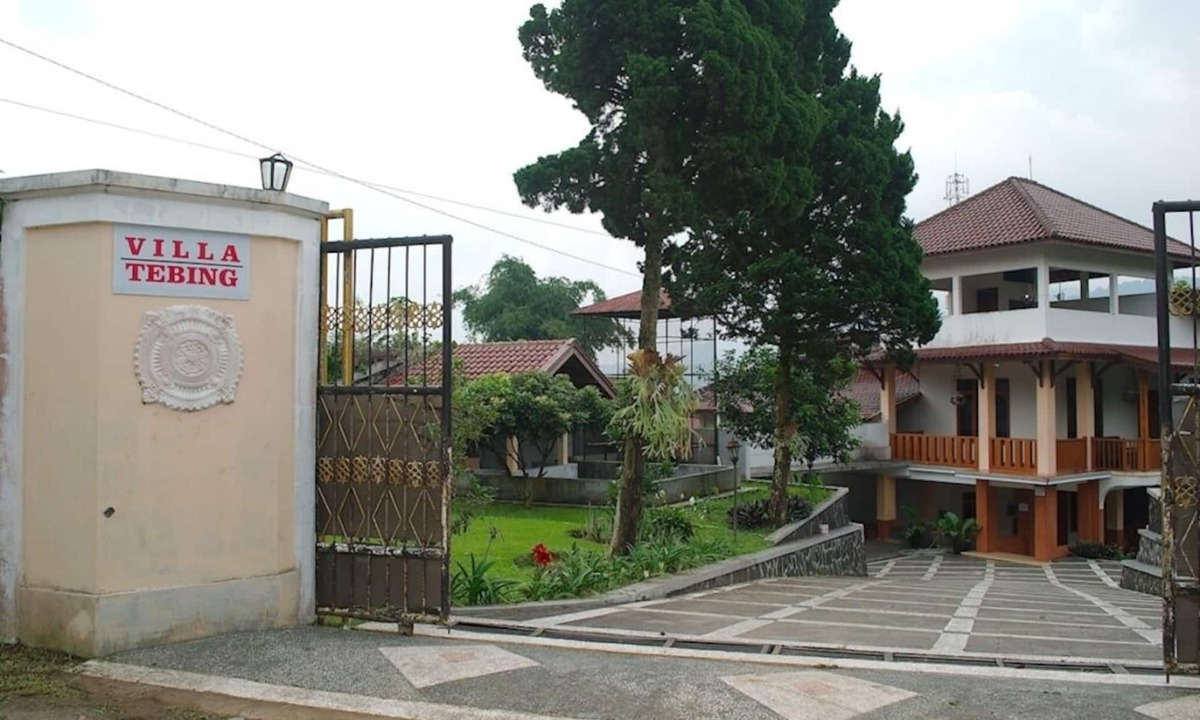 Ciloto Villa | Villa Tebing Puncak Bogor