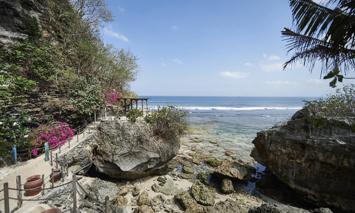 Pecatu House | Wooden Ocean Front House, Exceptional Location, Breathtaking View!