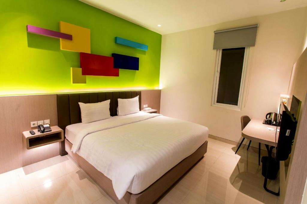 Gubeng Hotel | Zoom Dharmahusada Hotel