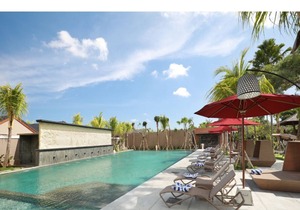 1 BR Suite Villa with a private pool, FREE return airport transfers