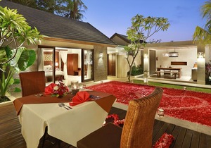 1 BR Suite Villa with a private pool, FREE return airport transfers
