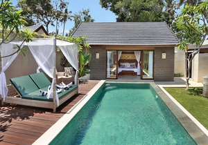 1 BR Suite Villa with a private pool, FREE return airport transfers