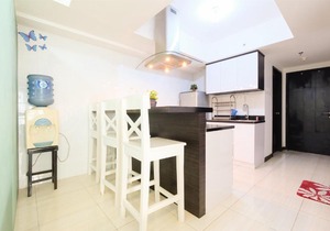 2BR The Wave Apartment near Epicentrum Kuningan By Travelio