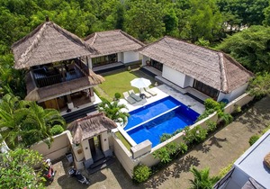 3 Bedroom FAMILY VILLA 10min walk from Jimbaran beach