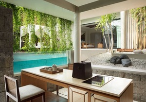 Looking for a romantic one bedroom villa in Seminyak