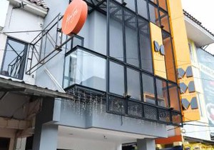 M Cabin Karawaci