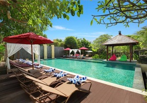 One Bedroom Suite Villa with a private pool only 5 minutes drive to the beach