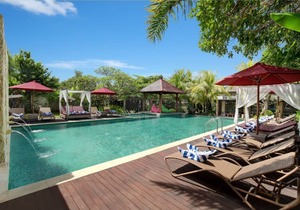 One Bedroom Suite Villa with a private pool only 5 minutes drive to the beach