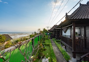 Pula Huts Lembongan