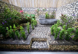 Relaxation and luxury in Jungle Paradise