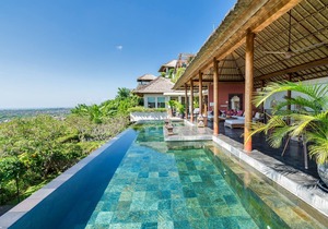 Stunning 4 Bedroom Villa Ocean View in Jimbaran'