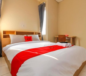 Reddoorz Cilandak Barat 