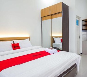 Reddoorz Tirtonadi 
