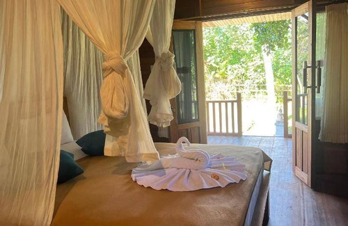 Sidemen Resort | 130 m² Resort ∙ 2 bedrooms ∙ 4 guests