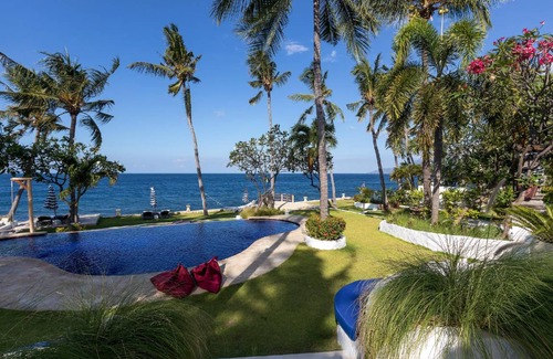 Tulamben Resort | 1400 m² Resort ∙ 6 bedrooms ∙ 14 guests
