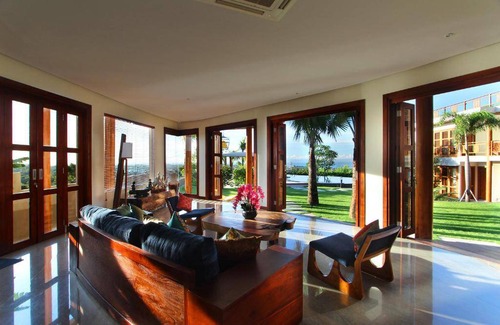 Bukit Villa | 2100 m² Villa ∙ 5 bedrooms ∙ 10 guests