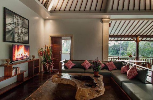 Petulu Villa | 225 m² Villa ∙ 4 bedrooms ∙ 8 guests