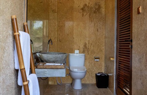 Peliatan House | 2500 m² House ∙ 21 bedrooms ∙ 30 guests