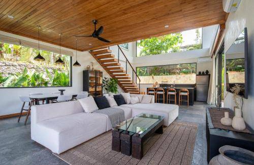 Uluwatu Resort | 580 m² Resort ∙ 3 bedrooms ∙ 6 guests