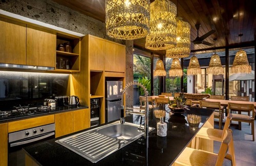 Pejeng Kawan House | 700 m² House ∙ 5 bedrooms ∙ 10 guests