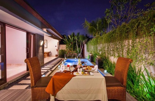 By Pass Ngurah Rai Villa | Cozy and Spacious One Bedroom Deluxe Villa in Jimbaran with a private pool
