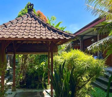 Sidemen House | Danen Homestay