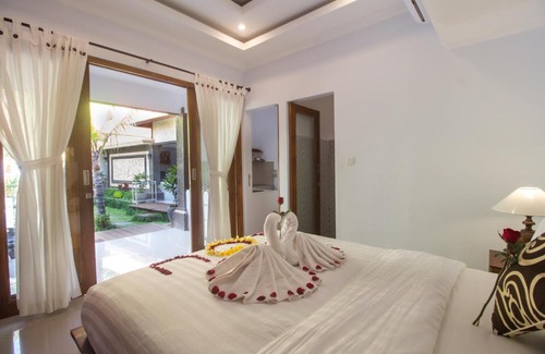 Lodtunduh Hotel | Kalya Villa by Supala