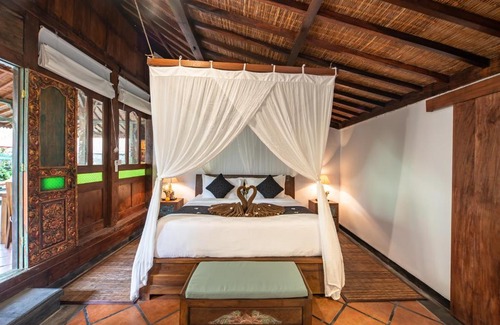 Kedewatan Villa | Roumantic Villa Bunutan