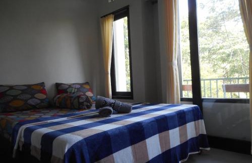 Besakih House | Terrace Homestay Besakih