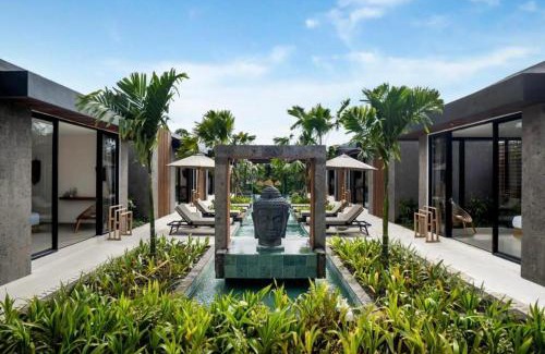 Pejeng Kawan Villa | Ubud Aesthetic 6 BR Private Pool Villa