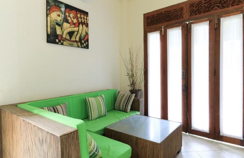 Mushroom Bay House | Villa Mangga