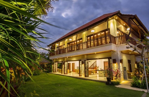 Sanur Kauh Resort | 1000 m² Resort ∙ 4 bedrooms ∙ 12 guests