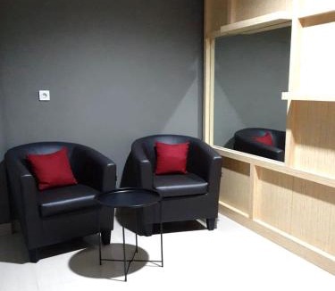 Gandaria-selatan House | 21 Residence Guesthouse Syariah MRT Haji Nawi