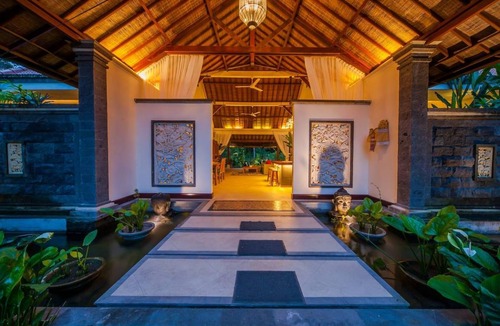 Melayang Villa | 250 m² Villa ∙ 3 bedrooms ∙ 6 guests