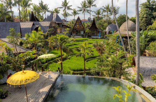 Peliatan House | 2500 m² House ∙ 21 bedrooms ∙ 30 guests