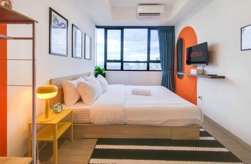 Pinang Apartment | 2BR Collins 1535 W Pool & Playstation 5