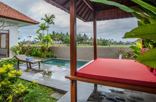 Peliatan Villa | 2BR Lovely Ricefield View Villa Ubud