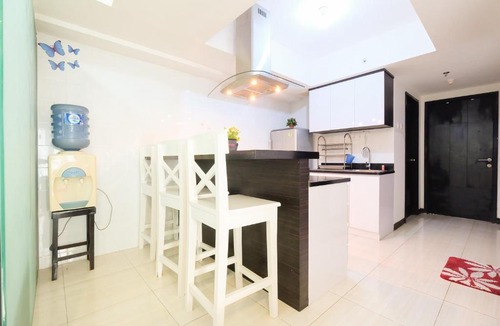 Karet Apartment | 2BR The Wave Apartment near Epicentrum Kuningan By Travelio