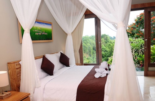 Batuan Villa | 2BR Valley View with Private Pool at Letung Villa