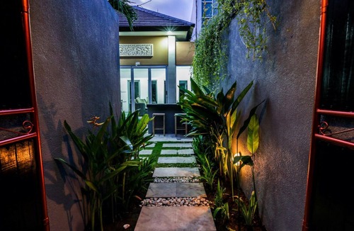 Kuta Villa | 2BR Villa, 15 Minutes Walk To The Beach! Quiet Area! - W/Private Swimming Pool!